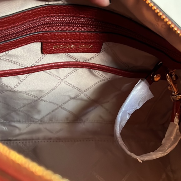 Michael Kors Bedford Tote/ Brandy NWT - Picture 14 of 17